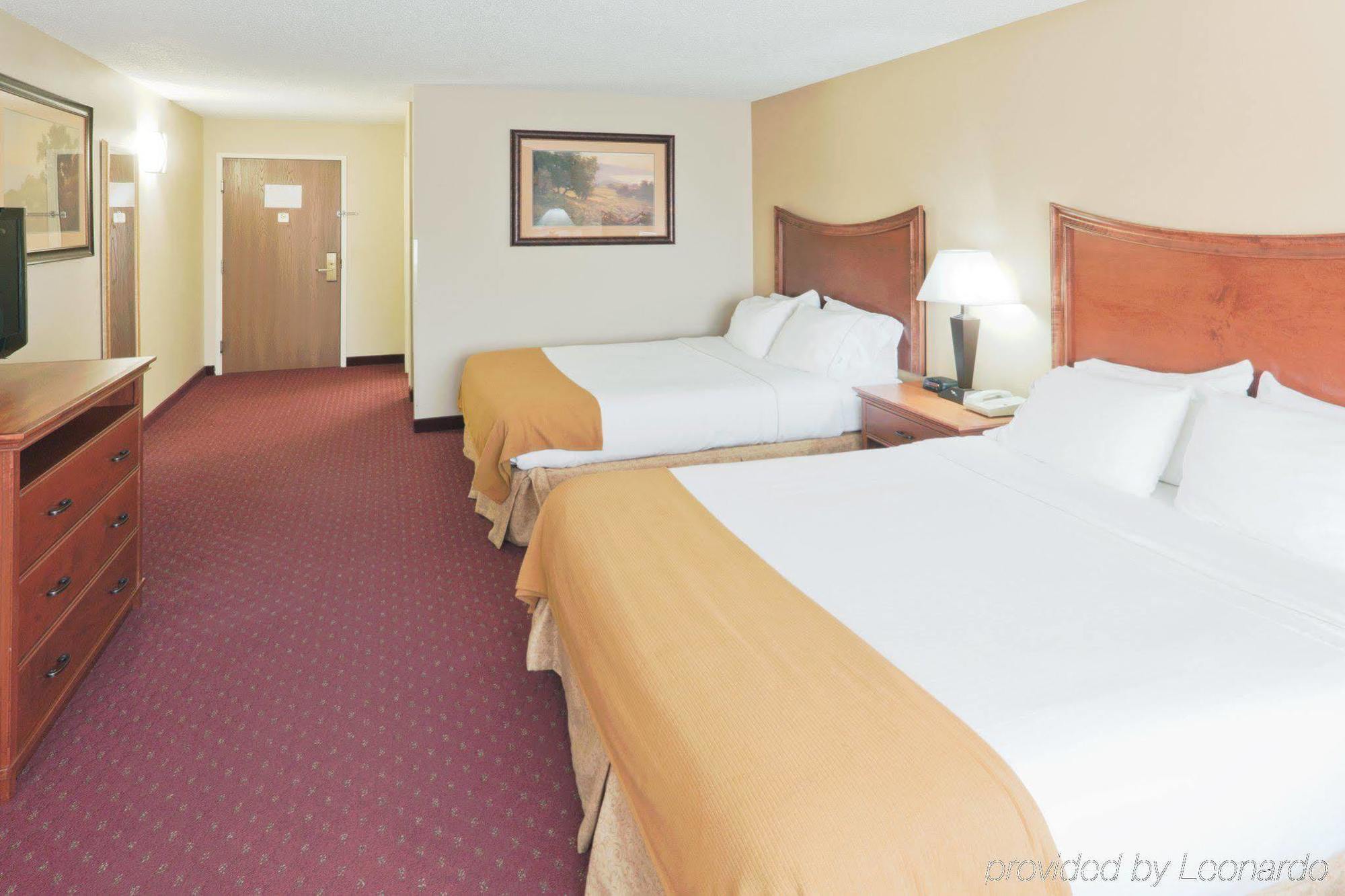 Holiday Inn Express Hotel & Suites Pierre-Fort Pierre, An Ihg Hotel Bilik gambar